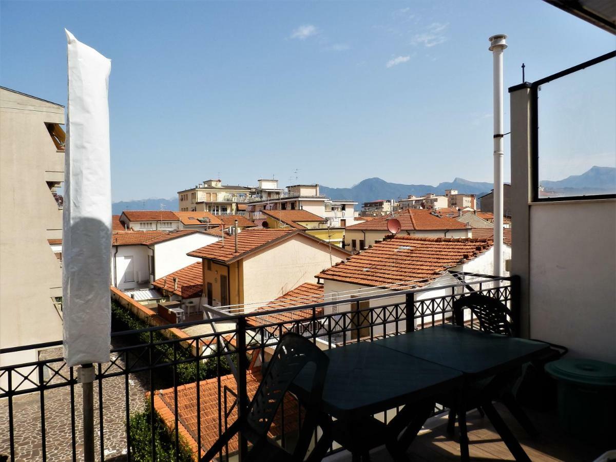 Casa Dolce Casa Apartment Viareggio Bagian luar foto