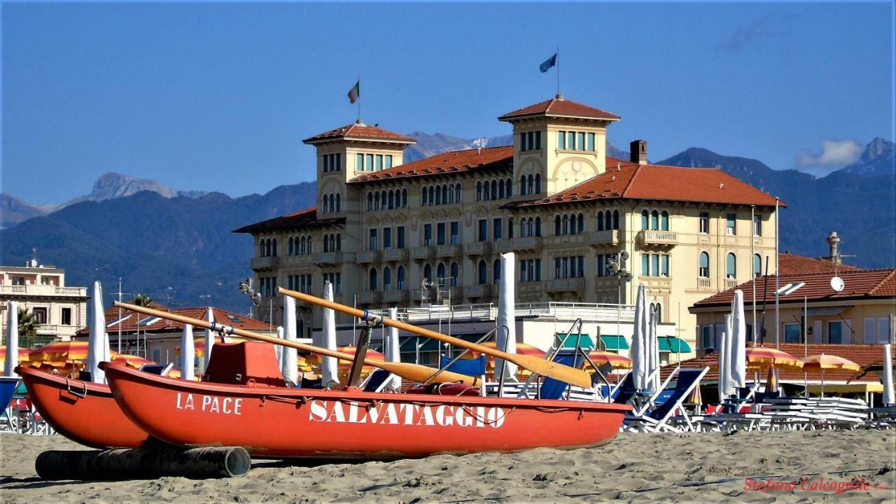 Casa Dolce Casa Apartment Viareggio Bagian luar foto