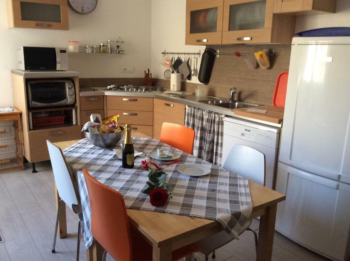 Casa Dolce Casa Apartment Viareggio Bagian luar foto