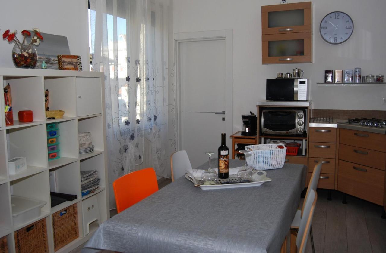 Casa Dolce Casa Apartment Viareggio Bagian luar foto